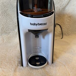 Baby Brezza Pro Formula Dispenser